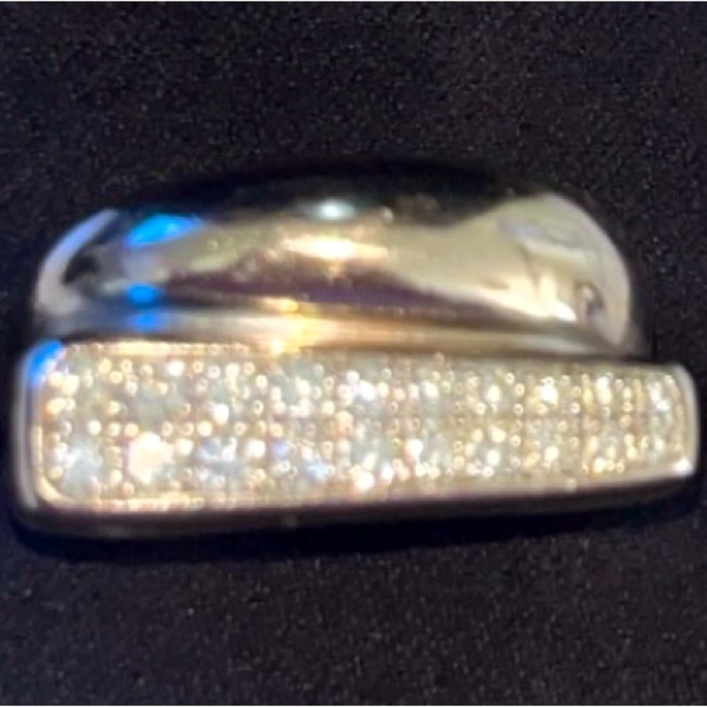Beautiful, unique, designer FRED ring